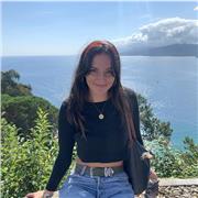 Estudiante universitaria en ingeniería informática, puedo dar clase y apoyo en cualquier asignatura desde primaria hasta bachillerato